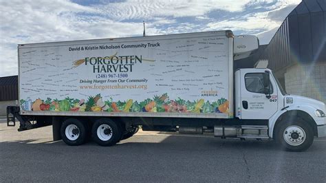 Find a mobile food pantry schedule near you today. The mobile food pantry schedule locations can help with all your needs. Contact a location near you for products or services. Here is a list of mobile food pantry schedules in your local area to help provide fresh produce and groceries to those in need. FAQ. Question 1: What days and times do ...